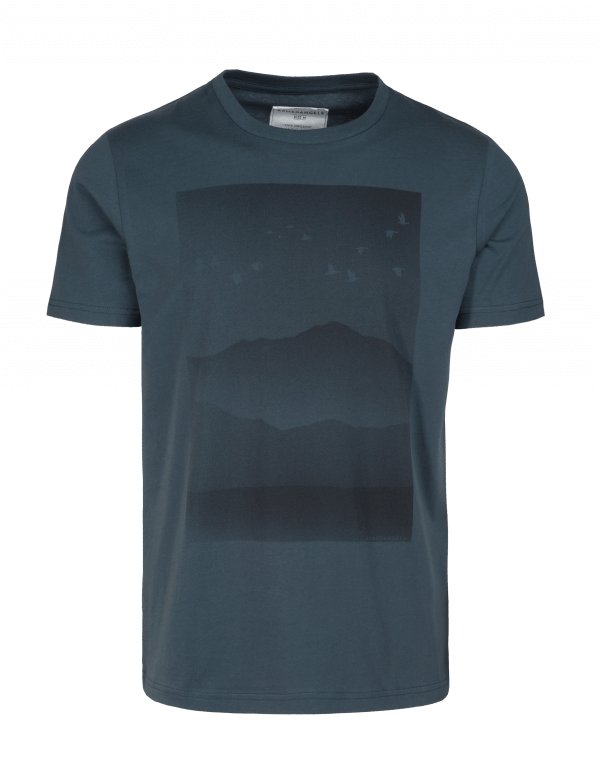 armedangels-tshirt-jamesfadinglandscape-blueberryblue