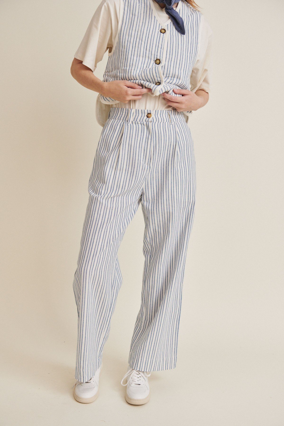Hose Trudie Blau