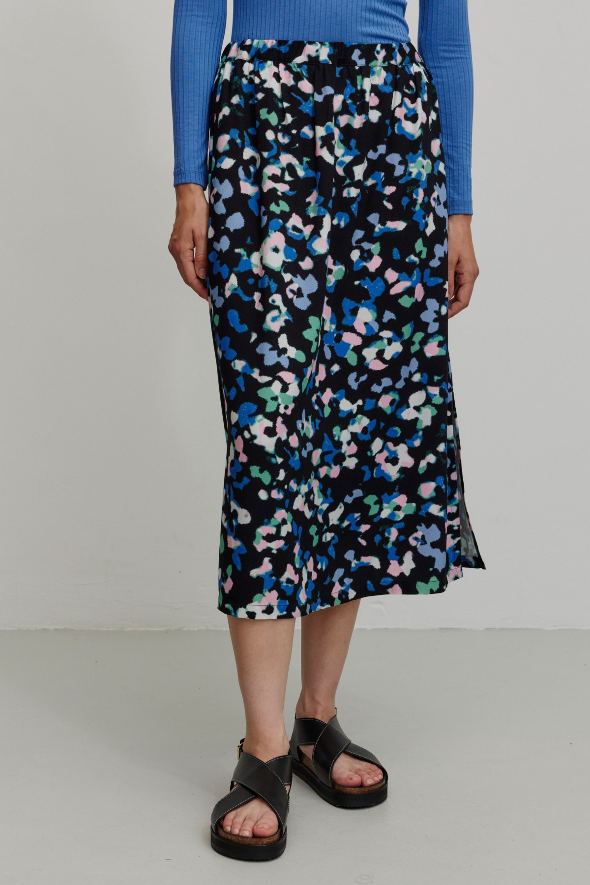 recolution Rock Holly Florals