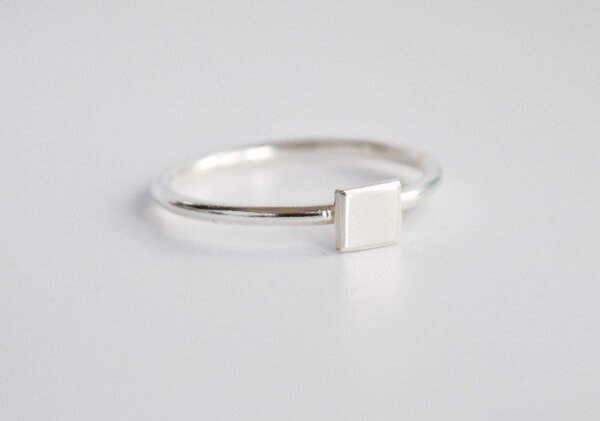 Bild-WildFawn-RingSquareMidi-silverkl