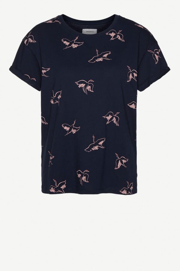ARMEDANGELS T-SHIRT NALIN CRANES IN THE SKY DARK NAVY LOV12476 1
