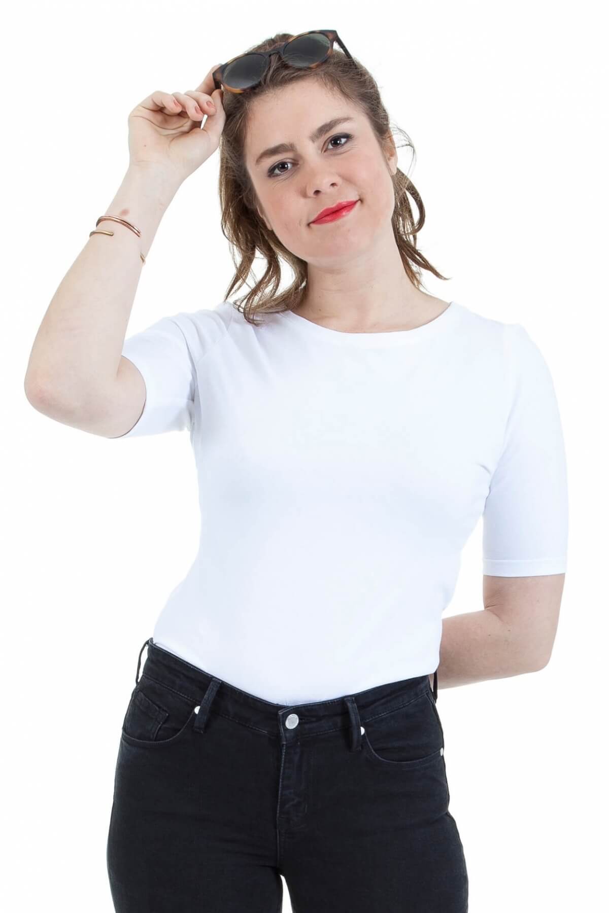 T-Shirt ohne Kragen