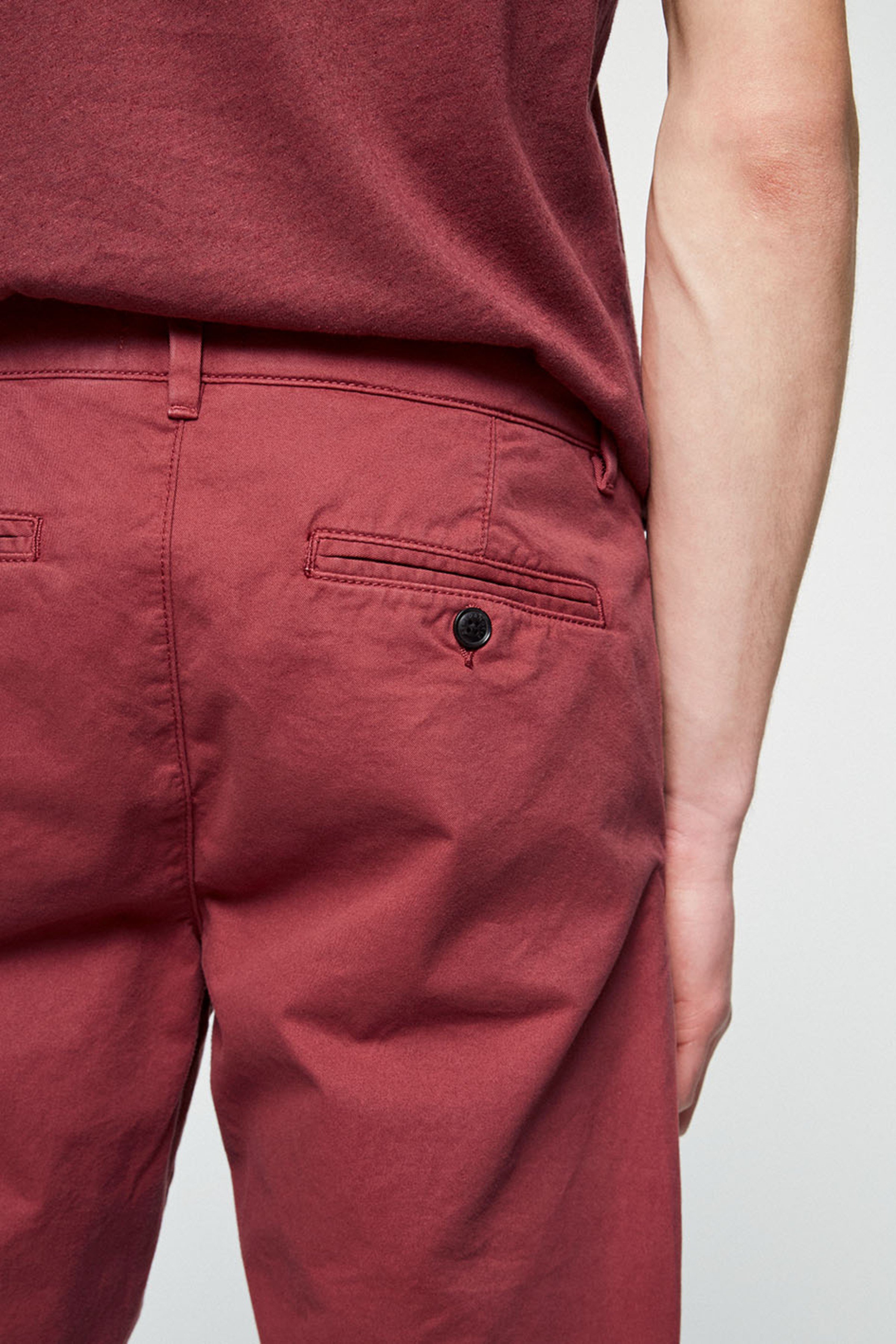 Shorts Brucaa Dunkelrot from LOVECO Shorts Brucaa Dunkelrot from LOVECO