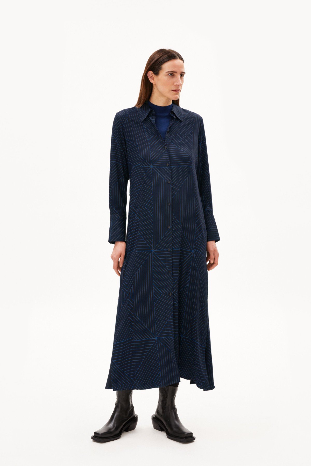 Kleid Dorisaa Graphic Lines Dunkelblau